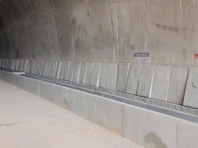 CONCRETE CABLE GROOVE MOLD 400X300-5